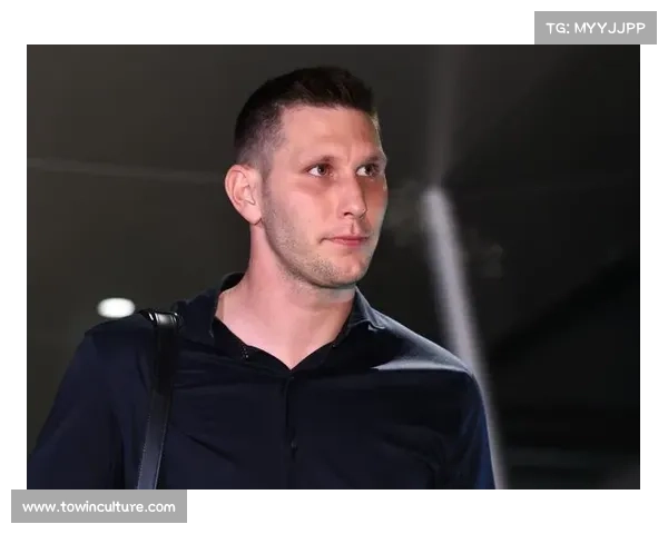 德国足球队频繁换血背后的战略思考与未来发展趋势分析